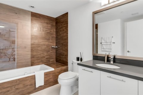 Condominio en venta en Miami, Florida, 2 dormitorios, 130.53 m2 № 2075451 - foto 14