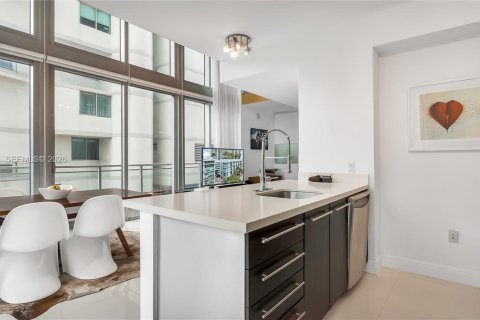Condominio en venta en Miami, Florida, 2 dormitorios, 130.53 m2 № 2075451 - foto 8