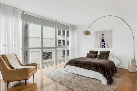 Condominio en venta en Miami, Florida, 2 dormitorios, 130.53 m2 № 2075451 - foto 18