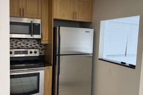 Copropriété à vendre à Palm Springs, Floride: 1 chambre, 60.39 m2 № 2176931 - photo 8