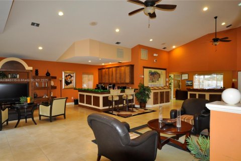 Condo in Tamarac, Florida, 1 bedroom  № 1840924 - photo 23