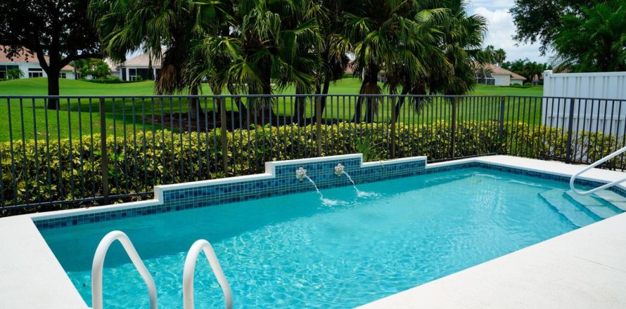 Casa en West Palm Beach, Florida 3 dormitorios, 151.62 m2 № 1079575