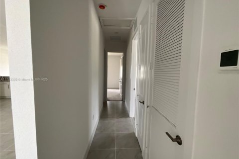 House in Homestead, Florida 4 bedrooms № 1689381 - photo 12