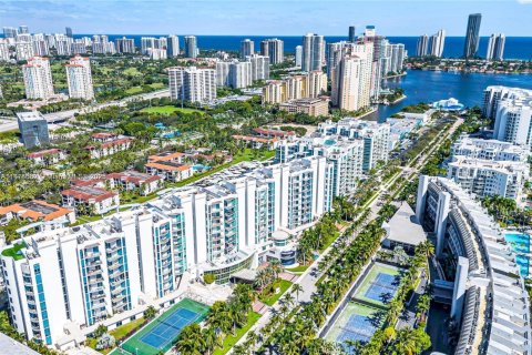 Condo in Aventura, Florida, 3 bedrooms  № 1776092 - photo 3