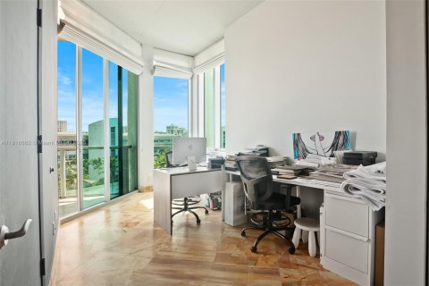 Condo in Aventura, Florida, 3 bedrooms  № 1776092 - photo 21