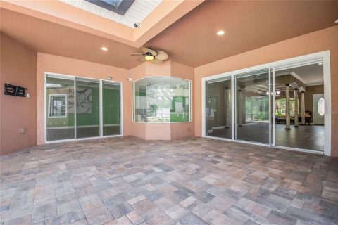 House in Orlando, Florida 4 bedrooms, 413.6 sq.m. № 2207773 - photo 26
