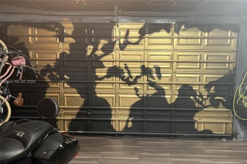 Купить таунхаус в Норт-Майами-Бич, Флорида 3 спальни, 296.82м2, № 2056816 - фото 24