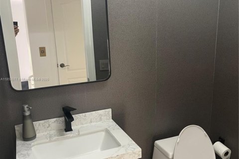 Купить таунхаус в Норт-Майами-Бич, Флорида 3 спальни, 296.82м2, № 2056816 - фото 18