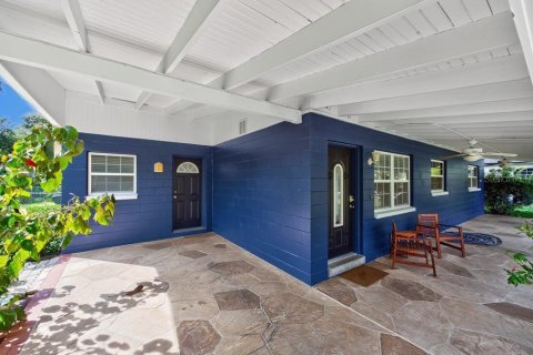 Villa ou maison à Tampa, Floride 3 chambres, 177.16 m2 № 2416570