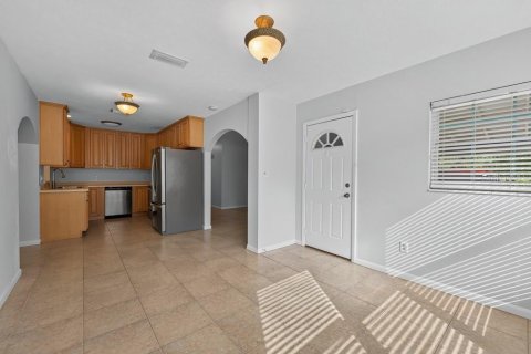 Villa ou maison à vendre à Tampa, Floride: 3 chambres, 177.16 m2 № 2416570 - photo 13