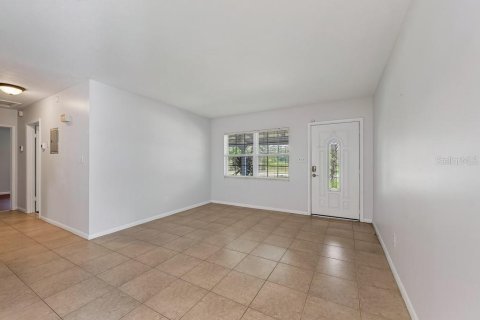 Villa ou maison à vendre à Tampa, Floride: 3 chambres, 177.16 m2 № 2416570 - photo 7