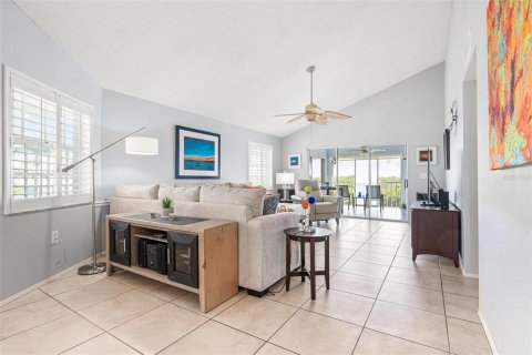 Copropriété à vendre à Bradenton, Floride: 3 chambres, 173.36 m2 № 1886118 - photo 7