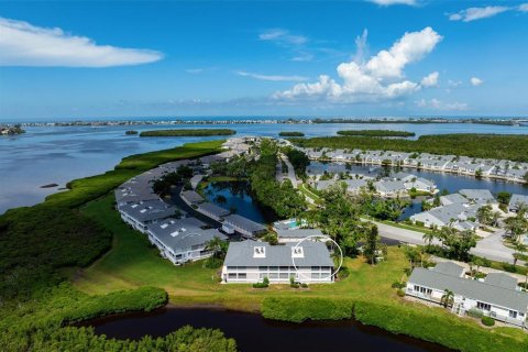 Copropriété à vendre à Bradenton, Floride: 3 chambres, 173.36 m2 № 1886118 - photo 2