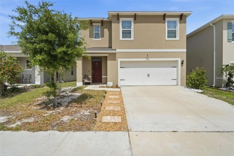 House in Davenport, Florida 5 bedrooms, 234.3 sq.m. № 2197911 - photo 7