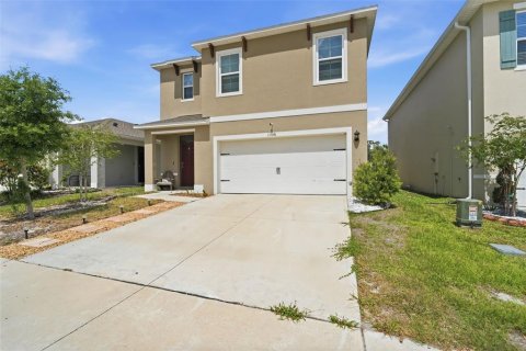 House in Davenport, Florida 5 bedrooms, 234.3 sq.m. № 2197911 - photo 8