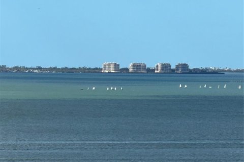 Купить кондоминиум в Сарасота, Флорида 5 комнат, 277.31м2, № 1558150 - фото 2