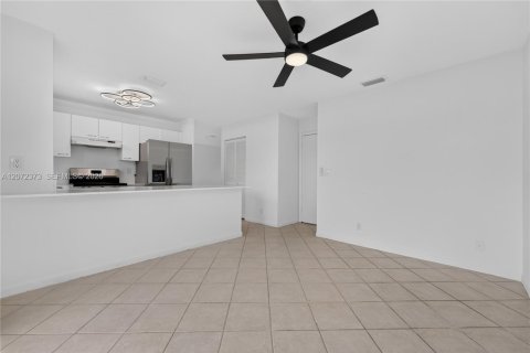 Casa en venta en Margate, Florida, 3 dormitorios, 139.35 m2 № 2305485 - foto 24