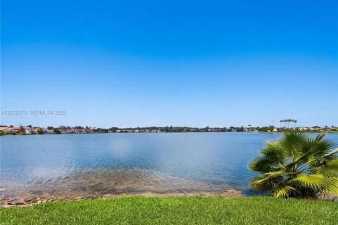 Casa en venta en Margate, Florida, 3 dormitorios, 139.35 m2 № 2305485 - foto 27