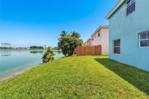 Casa en venta en Margate, Florida, 3 dormitorios, 139.35 m2 № 2305485 - foto 28