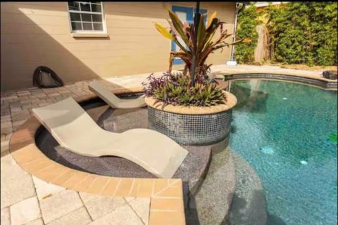 Villa ou maison à vendre à Tampa, Floride: 3 chambres, 129.13 m2 № 1913440 - photo 3