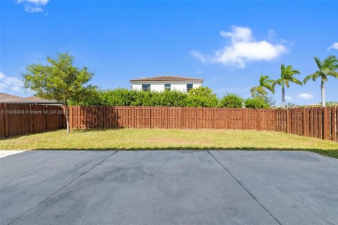 House in Homestead, Florida 5 bedrooms, 245.26 sq.m. № 2081994 - photo 22