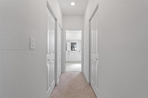House in Homestead, Florida 5 bedrooms, 245.26 sq.m. № 2081994 - photo 30
