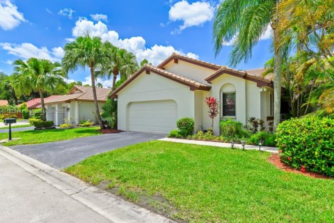 Villa ou maison à vendre à Weston, Floride: 3 chambres, 149.67 m2 № 1934143 - photo 1