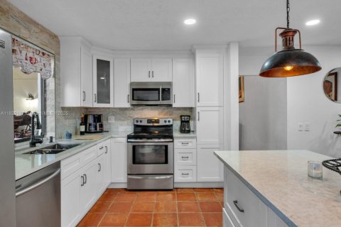 Villa ou maison à vendre à Weston, Floride: 3 chambres, 149.67 m2 № 1934143 - photo 22