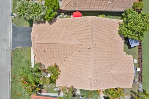 Villa ou maison à vendre à Weston, Floride: 3 chambres, 149.67 m2 № 1934143 - photo 7