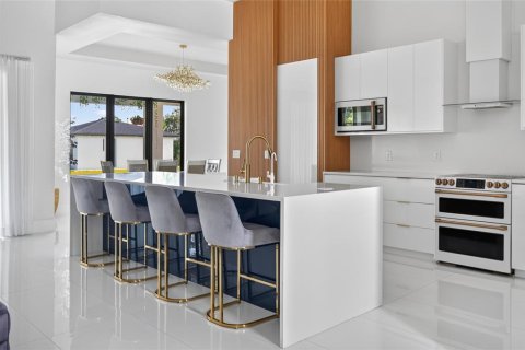 Villa ou maison à vendre à Orlando, Floride: 5 chambres, 367.34 m2 № 2304409 - photo 11