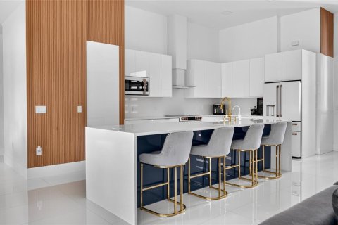 Villa ou maison à vendre à Orlando, Floride: 5 chambres, 367.34 m2 № 2304409 - photo 12