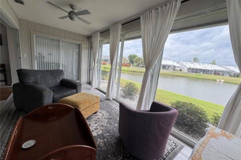 Villa ou maison à louer à Sarasota, Floride: 2 chambres, 128.39 m2 № 2104996 - photo 7