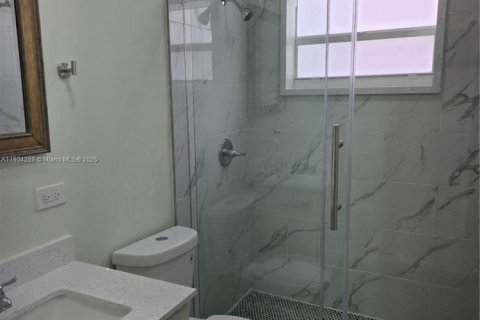 Купить виллу или дом в Майами, Флорида 1 комната, 122.82м2, № 1954884 - фото 8