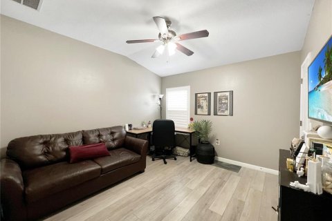 Townhouse in Spring Hill, Florida 2 bedrooms, 114.27 sq.m. № 2112260 - photo 26