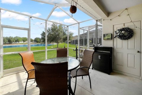 Townhouse in Spring Hill, Florida 2 bedrooms, 114.27 sq.m. № 2112260 - photo 16