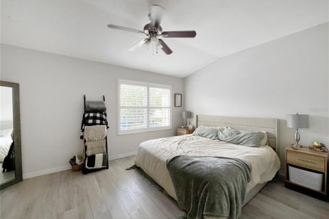 Townhouse in Spring Hill, Florida 2 bedrooms, 114.27 sq.m. № 2112260 - photo 21