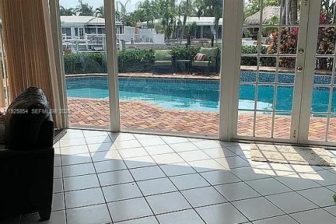 Casa en venta en Pompano Beach, Florida, 2 dormitorios, 164.44 m2 № 1985750 - foto 16