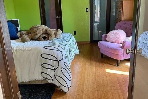 Casa en venta en Pompano Beach, Florida, 2 dormitorios, 164.44 m2 № 1985750 - foto 14