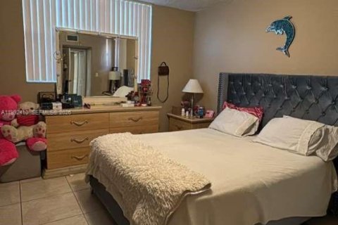 Copropriété à louer à North Lauderdale, Floride: 1 chambre, 75.25 m2 № 2062435 - photo 7