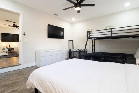 Casa en alquiler en Clearwater, Florida, 3 dormitorios, 134.52 m2 № 1900081 - foto 21