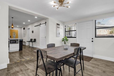 Casa en alquiler en Clearwater, Florida, 3 dormitorios, 134.52 m2 № 1900081 - foto 13