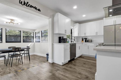 Casa en alquiler en Clearwater, Florida, 3 dormitorios, 134.52 m2 № 1900081 - foto 10