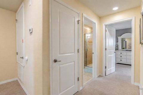 Townhouse in STOREY LAKE in Kissimmee, Florida 5 bedrooms, 197.7 sq.m. № 2196293 - photo 15
