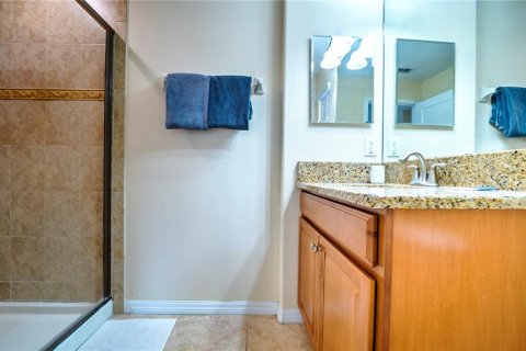 Townhouse in STOREY LAKE in Kissimmee, Florida 5 bedrooms, 197.7 sq.m. № 2196293 - photo 21