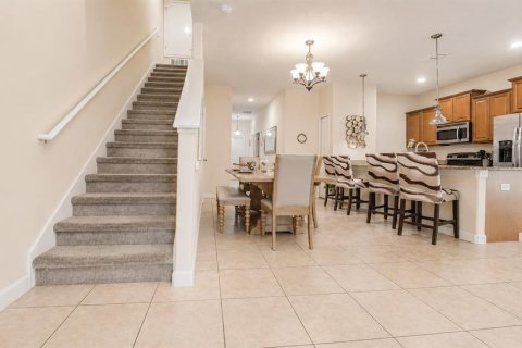 Townhouse in STOREY LAKE in Kissimmee, Florida 5 bedrooms, 197.7 sq.m. № 2196293 - photo 14