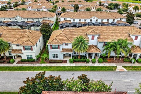 Townhouse in STOREY LAKE in Kissimmee, Florida 5 bedrooms, 197.7 sq.m. № 2196293 - photo 26