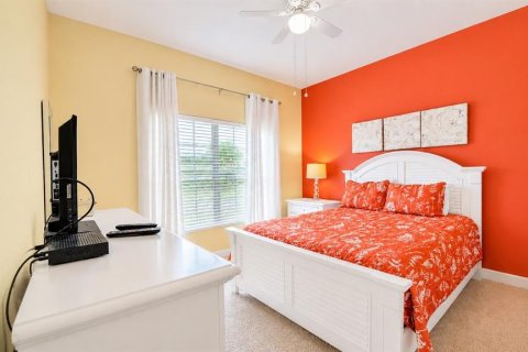 Townhouse in STOREY LAKE in Kissimmee, Florida 5 bedrooms, 197.7 sq.m. № 2196293 - photo 10
