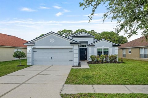 Casa en venta en Wesley Chapel, Florida, 4 dormitorios, 154.68 m2 № 1900544 - foto 2
