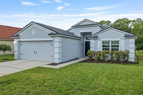 Casa en venta en Wesley Chapel, Florida, 4 dormitorios, 154.68 m2 № 1900544 - foto 3