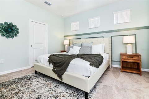 House in Davenport, Florida 5 bedrooms, 243.59 sq.m. № 1734087 - photo 28